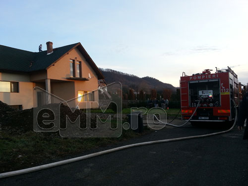 Foto: incendiu strada Miron Costin (c) eMaramures.ro
